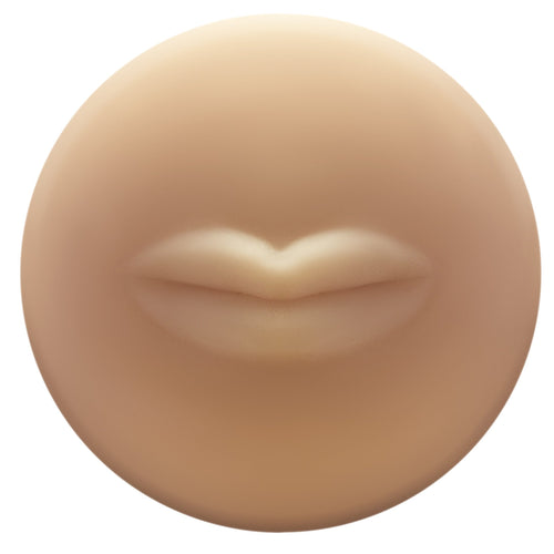 Autochtone 2+ avec la taille d'une poitrine image 3