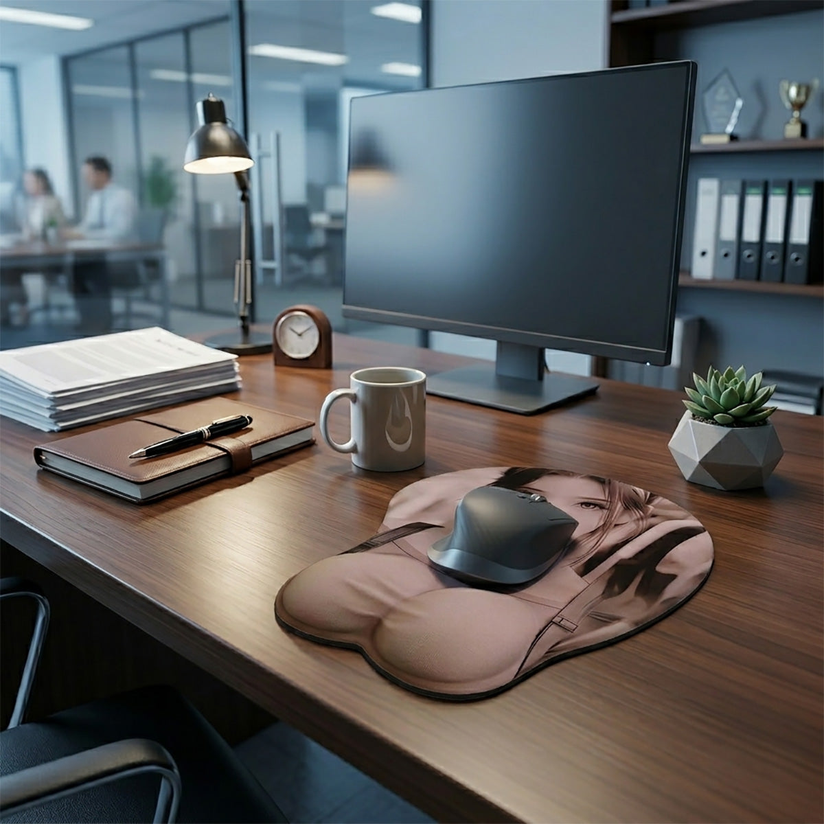 Anime Mouse Pad – Brunette avec Suspendeurs