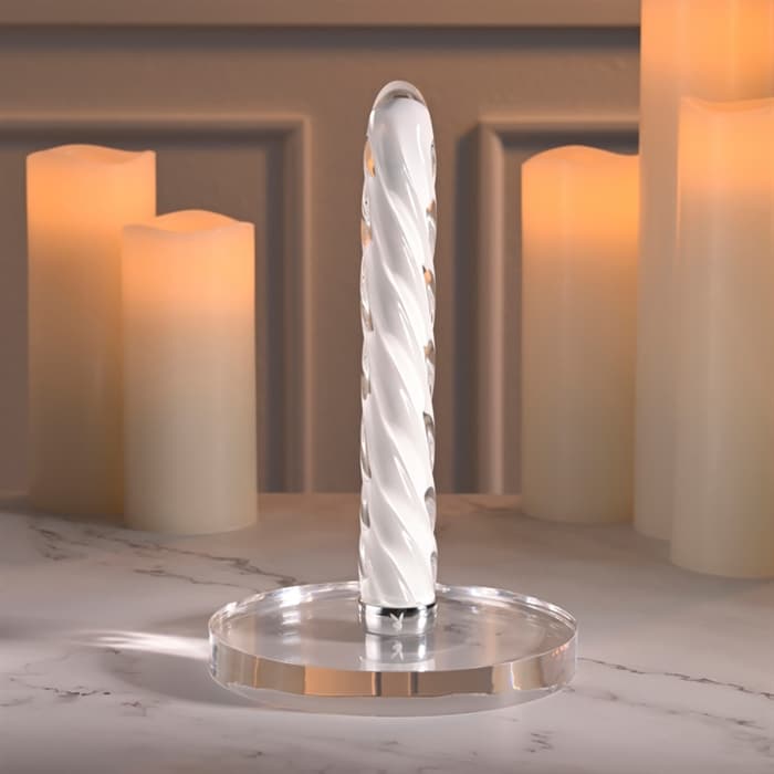 In a Twist - White image 8